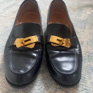 Hermes Kelly lock loafers